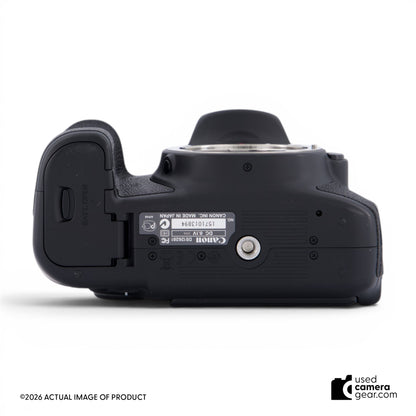 Canon EOS 60D DSLR Body with EF-S 18-200mm f/3.5-5.6 IS Lens (#246) *USED*