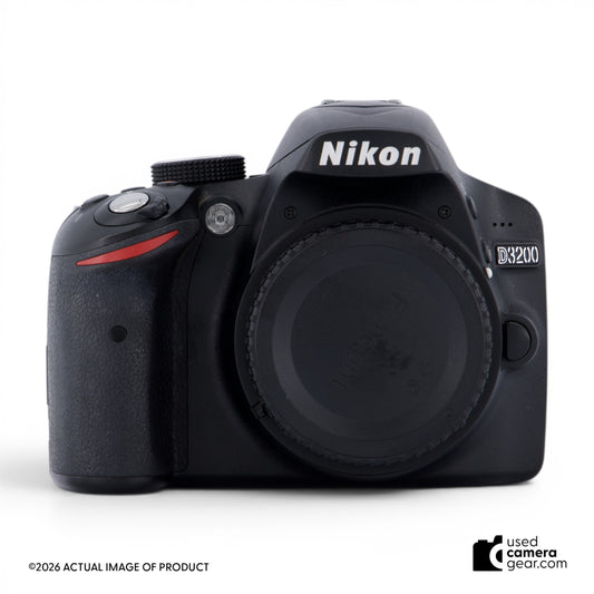 Nikon D3200 DX DSLR Body (#586) *USED*